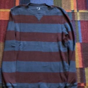 Gap gray thermal top B